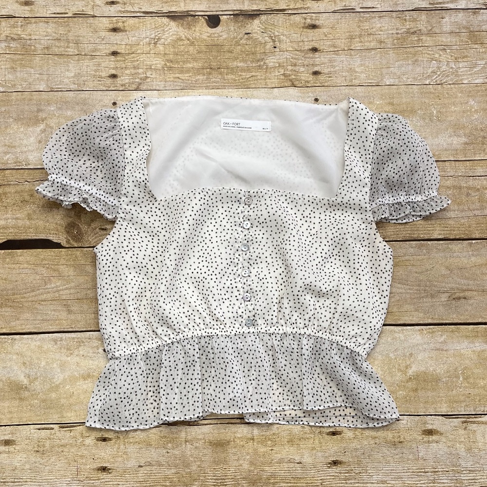 OAK + FORT White Polka Dot Puff Sleeve Peplum Blouse